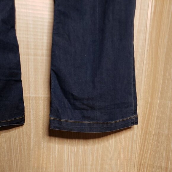 Cabi Womens Medium Wash Flare Leg Low Rise Jeans 6 - Picture 7 of 10